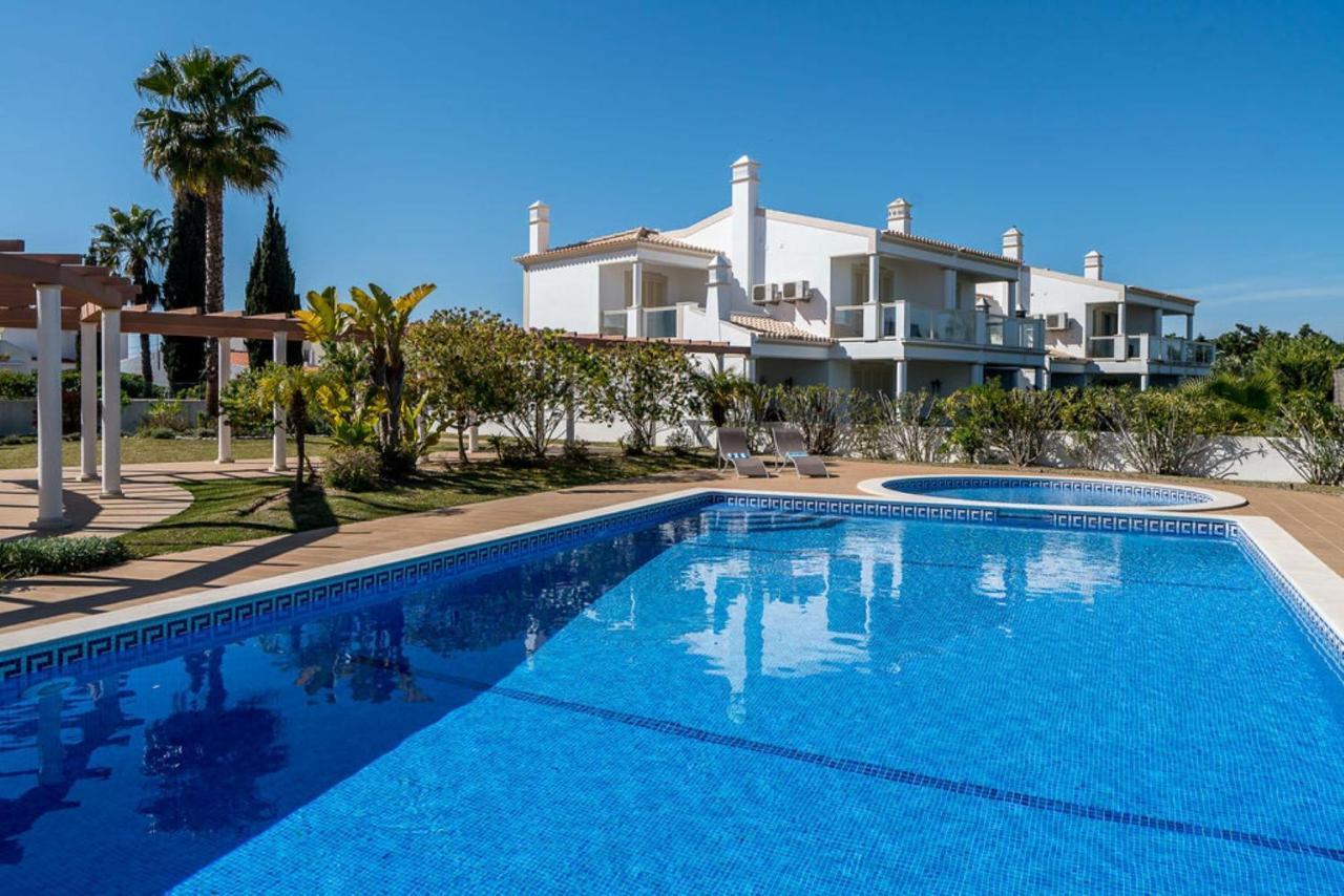Villa Cantinho - Superb townhouse for 6 persons at Galé Albufeira Exterior foto